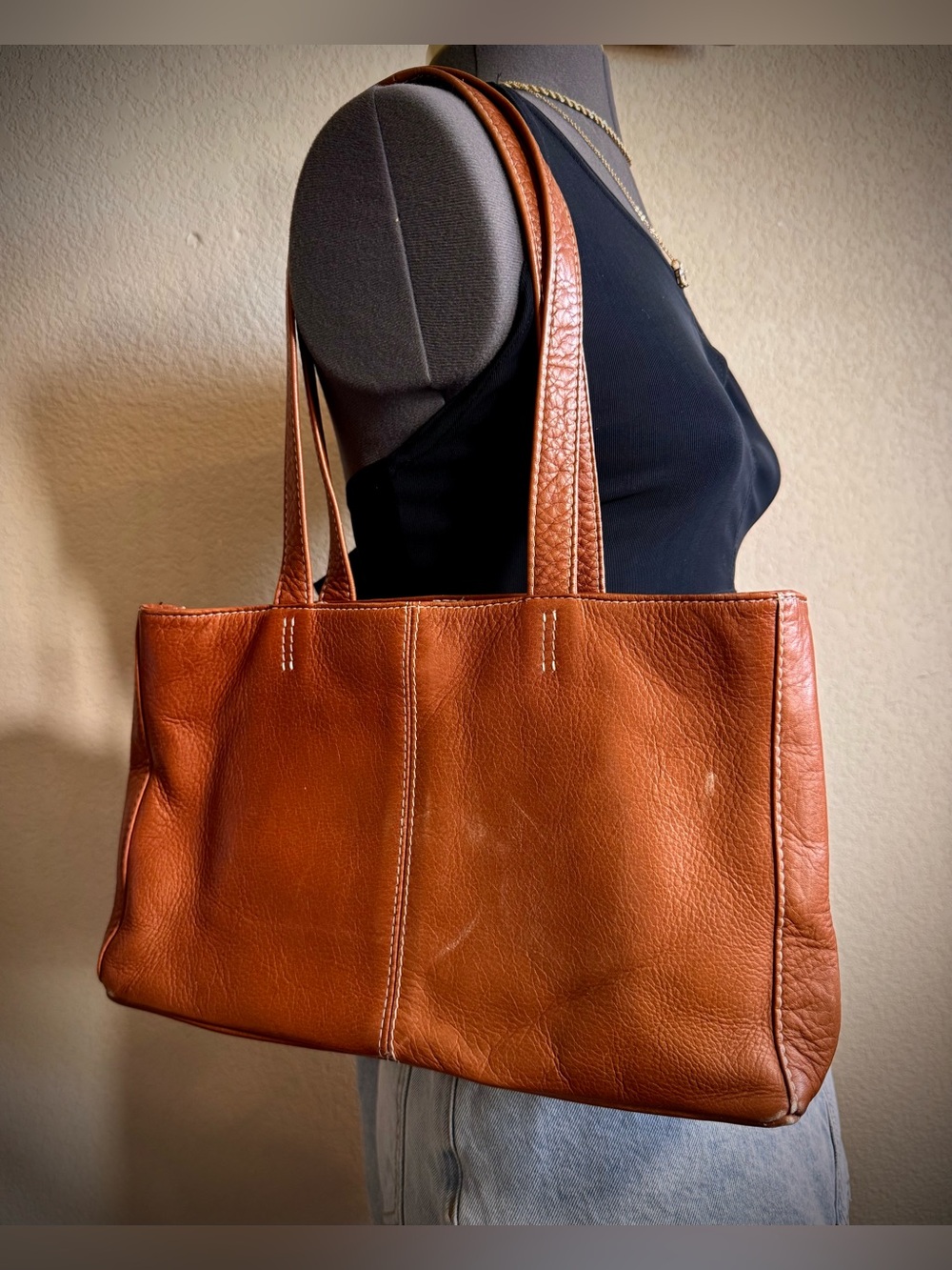 Hobo Brown Leather Shoulder Bag Purse